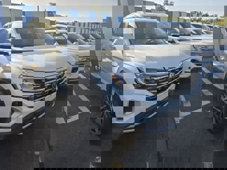 New 2025 Volkswagen Atlas SEL image 1