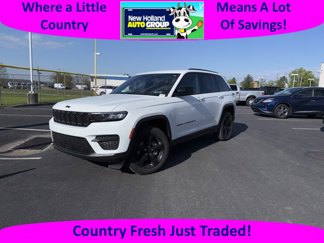 Used 2023 Jeep Grand Cherokee Altitude image 1