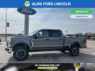 New 2025 Ford F350 XLT image 1