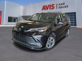 Used 2023 Toyota Sienna Platinum image 1