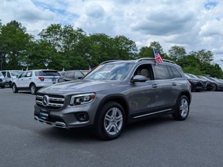 Used 2022 Mercedes-Benz GLB 250 4MATIC w/ Premium Package Lite image 1