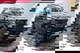 New 2025 Nissan Frontier PRO-4X w/ Pro Premium Package image 1