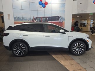 New 2025 Volkswagen ID.4 Pro image 1