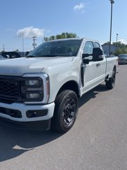 New 2025 Ford F350 4x4 SuperCab Super Duty image 1