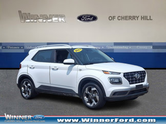 Used 2023 Hyundai Venue SEL image 1