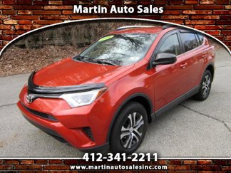 Used 2016 Toyota RAV4 LE image 1