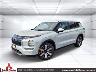 New 2025 Mitsubishi Outlander SE image 1
