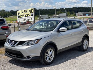 Used 2017 Nissan Rogue Sport SV image 1
