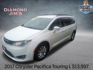 Used 2017 Chrysler Pacifica Touring-L image 1