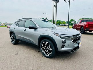 New 2025 Chevrolet Trax RS w/ Sunroof Package image 1