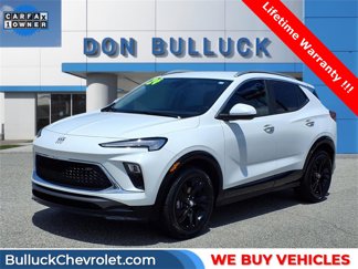 Used 2024 Buick Encore GX Sport Touring image 1