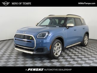 New 2025 MINI Cooper Countryman SE image 1