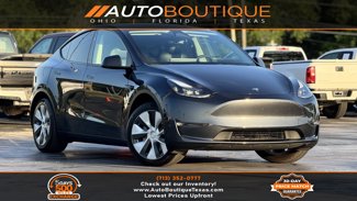 Used 2024 Tesla Model Y Long Range image 1