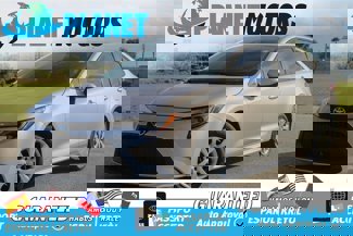 Used 2021 Toyota Corolla LE image 1
