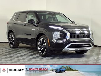 New 2025 Mitsubishi Outlander SE image 1