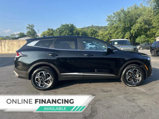 Used 2023 Kia Sportage LX image 1