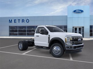 New 2025 Ford F550 4x4 Regular Cab Super Duty image 1