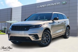 New 2026 Land Rover Range Rover Velar Dynamic SE image 1