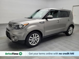 Used 2019 Kia Soul + image 1