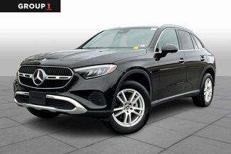 Used 2023 Mercedes-Benz GLC 300 4MATIC image 1
