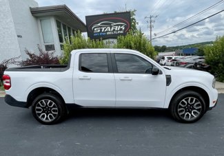Used 2024 Ford Maverick Lariat image 1