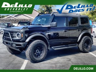 Used 2022 Ford Bronco 4-Door image 1