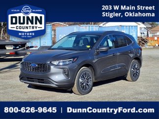 New 2025 Ford Escape SE image 1