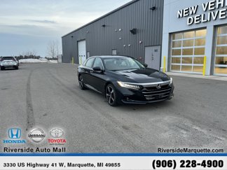 Used 2022 Honda Accord Touring image 1
