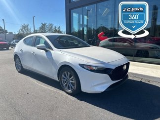 Used 2025 MAZDA MAZDA3 s image 1