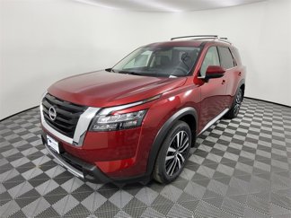 New 2025 Nissan Pathfinder Platinum image 1