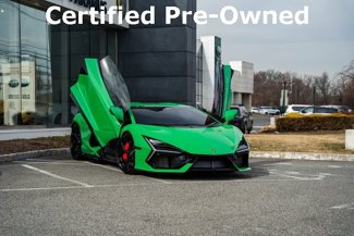 Used 2024 Lamborghini Revuelto image 1
