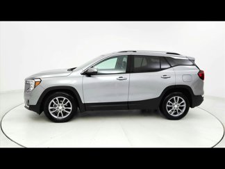 Used 2024 GMC Terrain SLT image 1