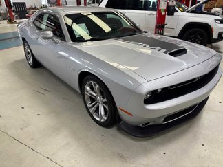Certified 2022 Dodge Challenger R/T image 1