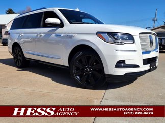 Used 2022 Lincoln Navigator Reserve image 1