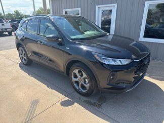 Used 2025 Ford Escape ST-Line Select image 1