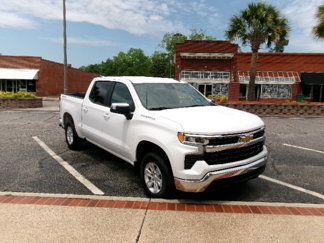 Used 2025 Chevrolet Silverado 1500 LT image 1