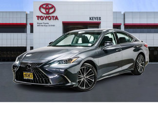 Used 2024 Lexus ES 300h w/ Premium Package image 1