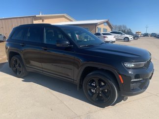 Used 2025 Jeep Grand Cherokee Limited w/ Luxury Tech Group II image 1
