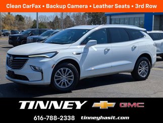Used 2023 Buick Enclave Essence image 1