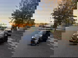 Used 2018 Tesla Model 3 Mid Range image 1