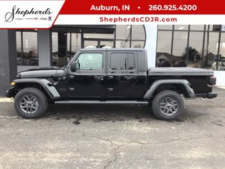 New 2025 Jeep Gladiator Sport image 1