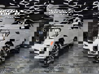 Used 2024 GMC Yukon Denali Ultimate image 1
