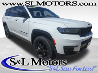 New 2025 Jeep Grand Cherokee L Laredo image 1