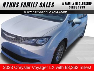 Used 2023 Chrysler Voyager LX image 1
