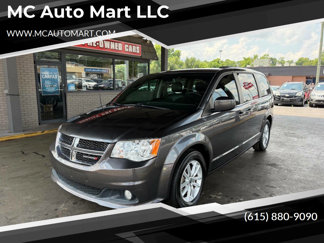 Used 2019 Dodge Grand Caravan SXT image 1