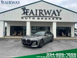 Used 2024 BMW 740i image 1
