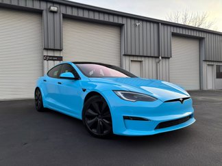 Used 2023 Tesla Model S Standard Range image 1