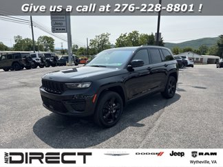 New 2025 Jeep Grand Cherokee Altitude image 1