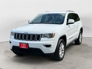 Used 2021 Jeep Grand Cherokee Laredo image 1