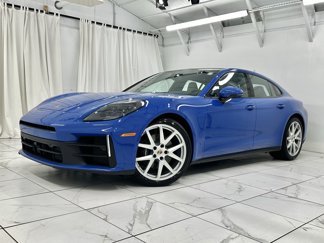 New 2025 Porsche Panamera 4 image 1